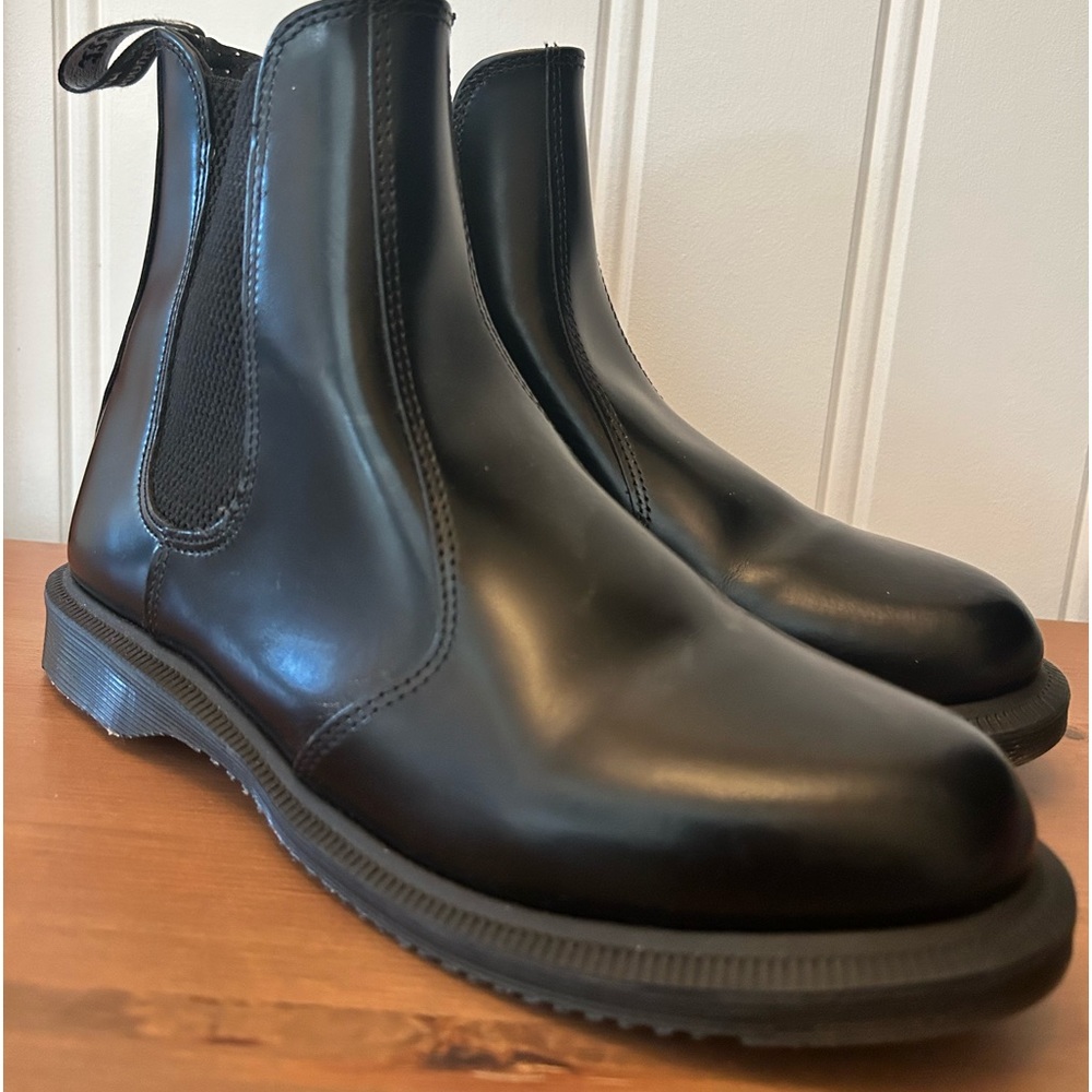 Dr. Martens Florin 38- Euro  7 US Black Chelsea style mint condition.